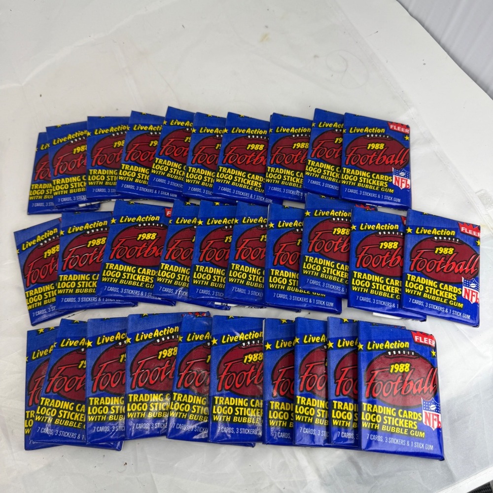30 Pack Lot 1988 Fleer Live Action NFL Football Wax Packs Unopened Sealed